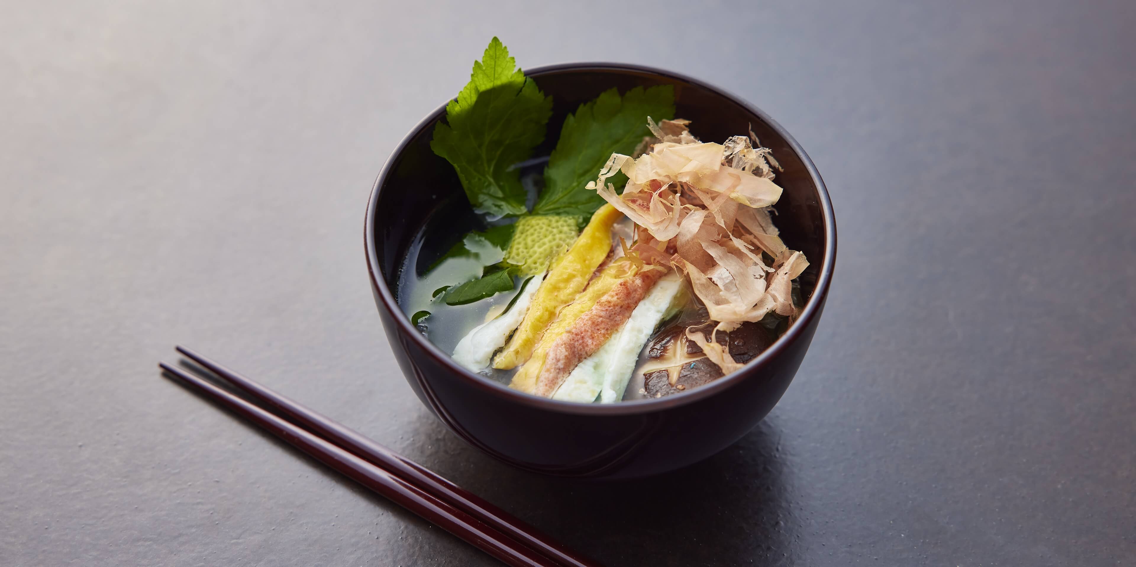 「万宝料理秘密箱」の再現料理 五色卵の新お吸い物