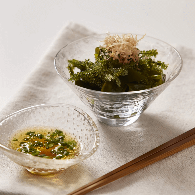 三陸わかめと海ぶどうの江戸煎り酒