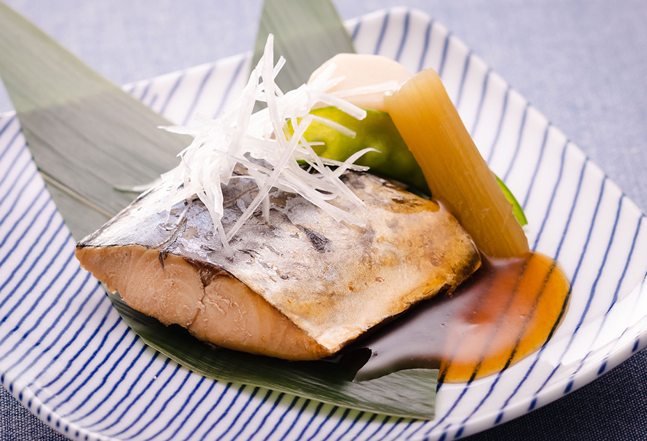 鰆の生姜餡かけ