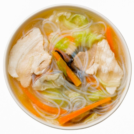 豚肉と春雨の中華風スープ