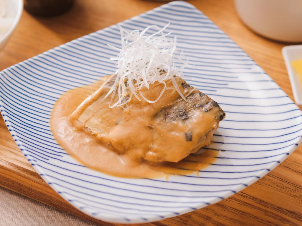 2026_0901_一汁三菜：魚_さばの利久煮.jpg