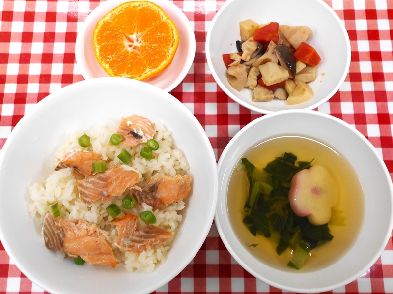 MT_給食写真②.jpg