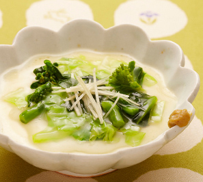 キャベツと菜の花のあんかけ茶碗蒸し