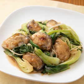 かきとチンゲン菜の中華炒め（つゆの素使用）の写真