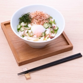 たっぷりオクラの混ぜうどん （つゆの素使用）の写真