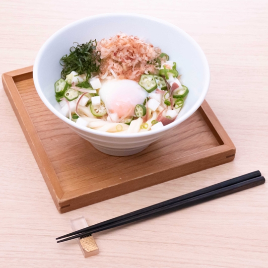 たっぷりオクラの混ぜうどん (つゆの素使用)の写真