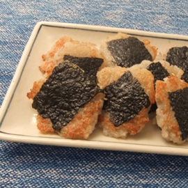 れんこん餅（濃い味だし使用）の写真