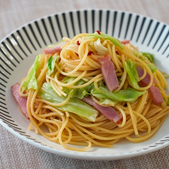 春キャベツの和風パスタ(つゆの素使用)の写真