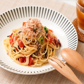 トマトでさっぱり冷製パスタ(つゆの素使用)の写真