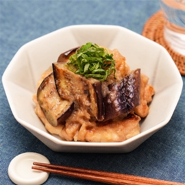 秋茄子と鶏肉のみぞれ煮(つゆの素使用)の写真