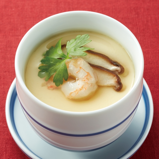 だしを愉しむ茶碗蒸しの写真