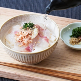 香り広がる白だし茶漬けの写真