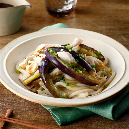 なすとささみのぶっかけうどん の写真